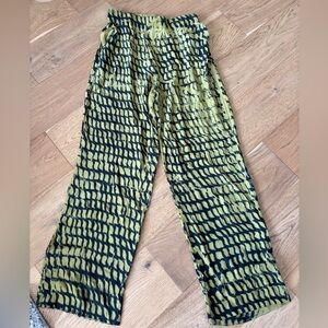 Amanda Bond Johnny was tie dye pants Medium